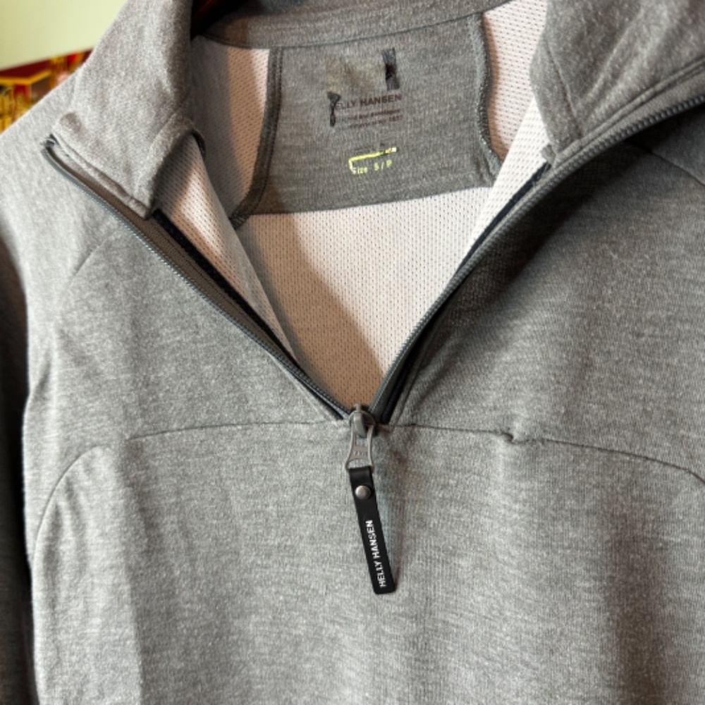 Helly Hansen Lightweight Quarter Zip Pullover - image 2